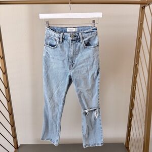 A&F Curve Love Ultra High Rise Ankle Straight Jean *EXTRA SHORT Length